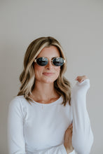 Load image into Gallery viewer, Gold Retro Oval Sunglasses
