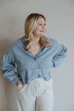 Load image into Gallery viewer, Light Wash V Neck Denim Top
