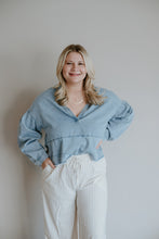 Load image into Gallery viewer, Light Wash V Neck Denim Top
